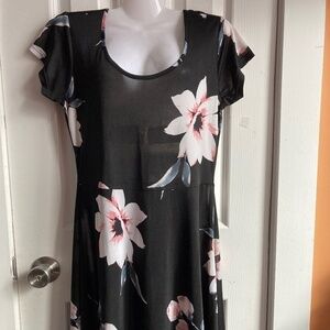 MAGAZINE FLORAL DRESS SIZE M